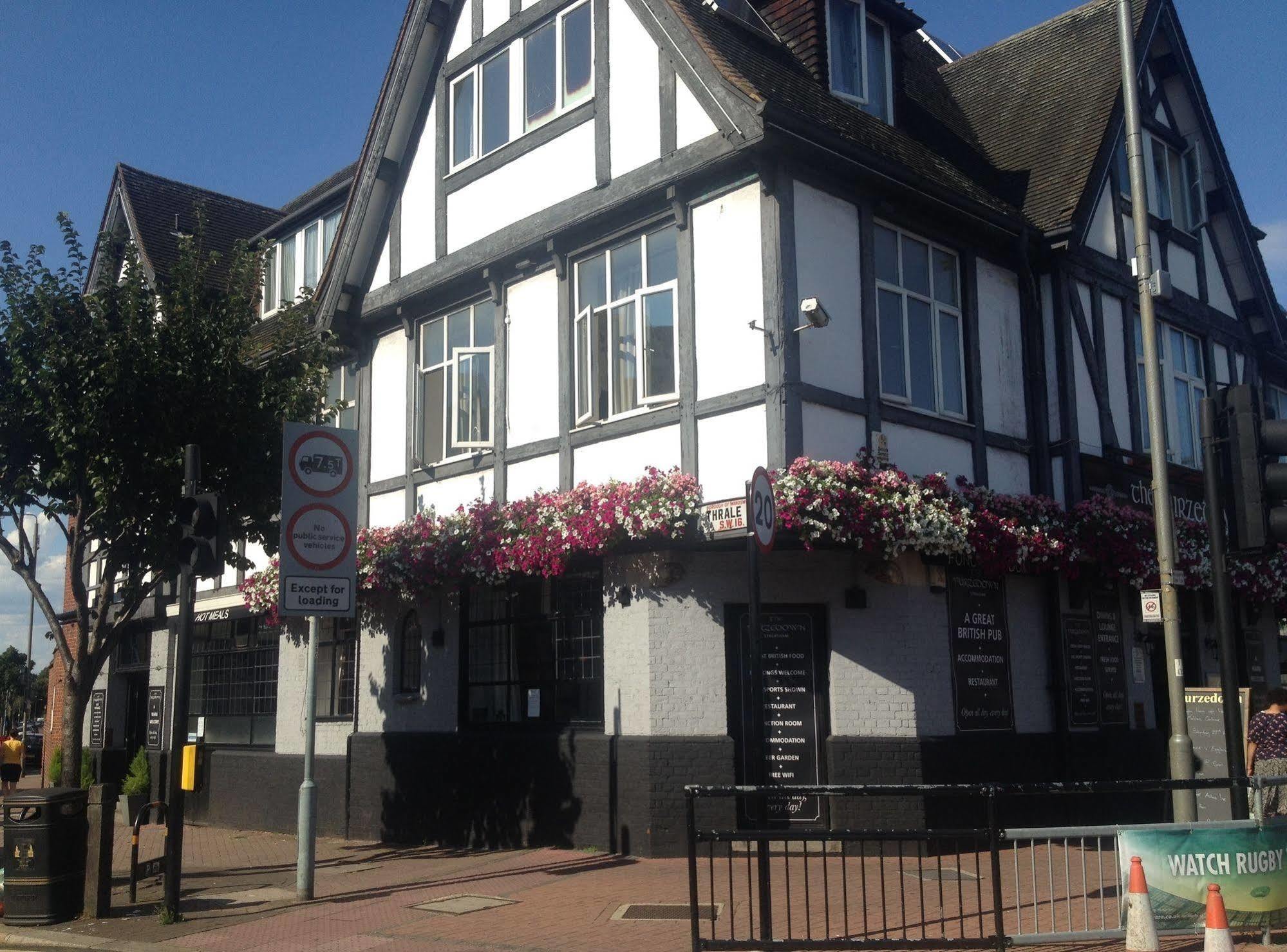 The Furzedown Hotel Mitcham Exterior foto